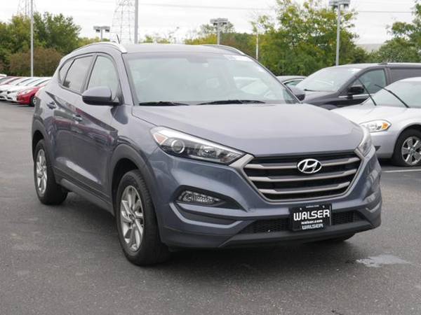 2016 Hyundai Tucson SE for sale in Walser Experienced Autos Burnsville, MN – photo 4