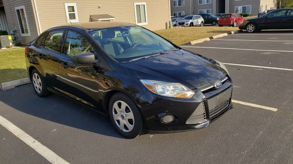 Ford focus 2012 for sale in Newark, MD