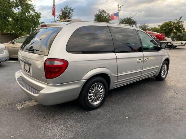 2001 Chrysler Town & Country Mini Van 3rd Row Leather Loaded for sale in Pompano Beach, FL – photo 4