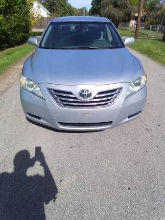 2007 toyota camry hybrid only 139,000 actual miles leather loaded nice for sale in Columbus, OH – photo 2