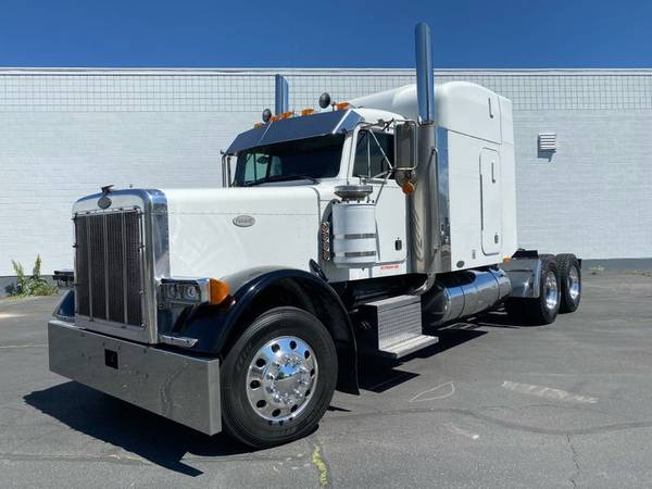 1999 Peterbilt 379 Sleeper - - by dealer for sale in Other, NY