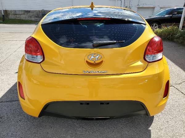 2014 Hyundai Veloster 3dr Cpe Auto w/Black Int - - by for sale in Winchester , KY – photo 6