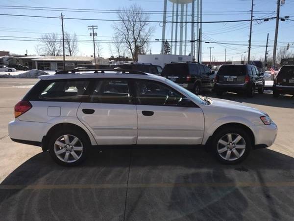 2007 *Subaru* *Outback* *2.5i* - cars & trucks - by dealer - vehicle... for sale in Medina, OH – photo 8