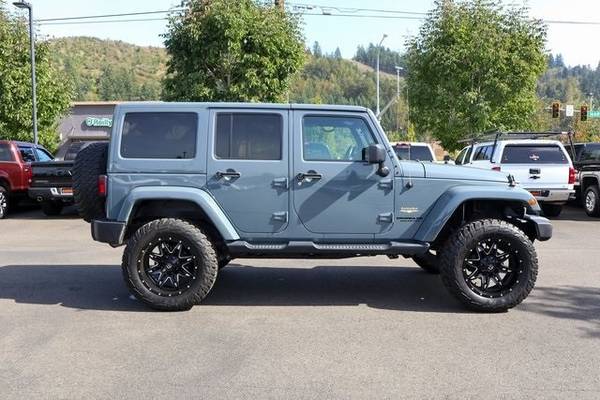2015 Jeep Wrangler Unlimited Sahara 3.6L V6 SUV 4WD 4X4 TRAIL RATED for sale in Sumner, WA – photo 11