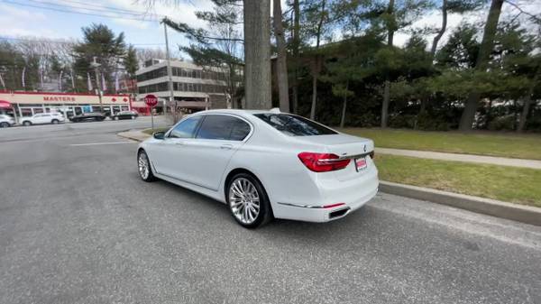 2019 BMW 750i xDrive - - by dealer - vehicle for sale in Great Neck, NY – photo 14