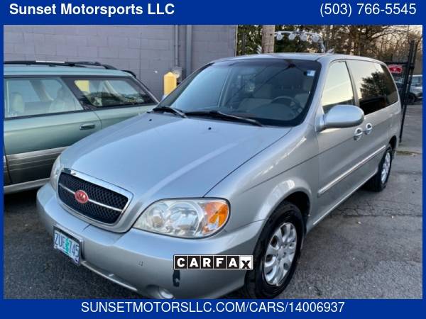2004 Kia Sedona! CLEAN TITLE! ONE OWNER! 3RD ROW! LOW MILES! - cars for sale in Gresham, OR – photo 2