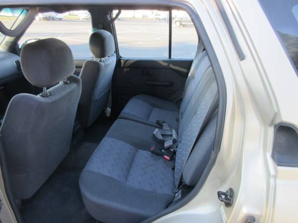 1998 Nissan Pathfinder only One Owner with 117,150 miles What a... for sale in Medford, OR – photo 11