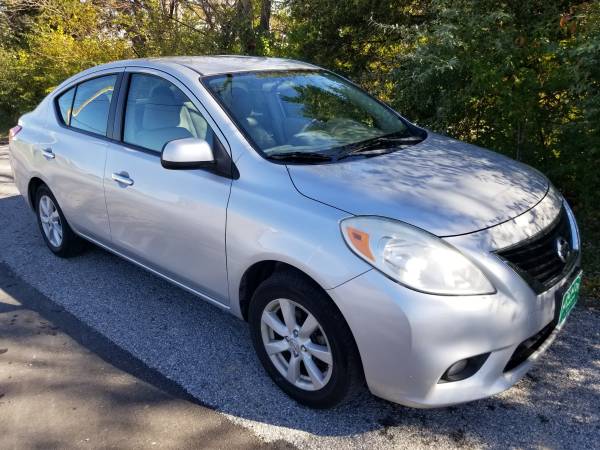 2012 Nissan Versa S CLEAN Carfax 125,007 Miles! - cars & trucks - by... for sale in Fulton, MO – photo 3