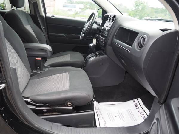 2012 Jeep Compass 4X4 Auto Air Full Power Moonroof 1-Owner for sale in West Warwick, RI – photo 15