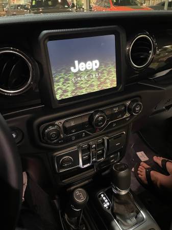 Jeep Unlimited Sahara 4DR 4x4/2021 for sale in Phoenix, AZ – photo 7