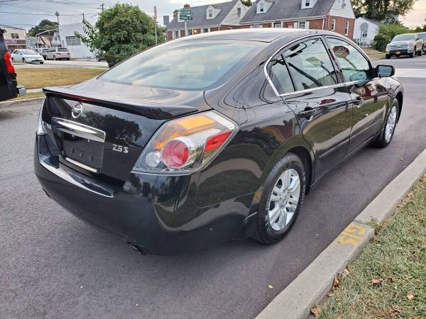 2012 Nissan Altima 2.5s 67k low miles Clean Title special edition 4dr for sale in Valley Stream, NY – photo 4