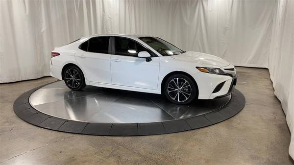 2019 Toyota Camry SE Sedan - - by dealer - vehicle for sale in Beaverton, OR – photo 2