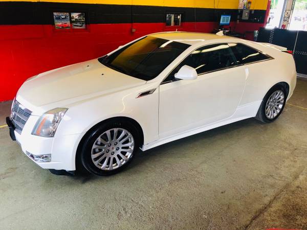 2011 CADILLAC CTS COUPE AWD CLEAN CARFAX SERVICED! for sale in Bellingham, MA – photo 5