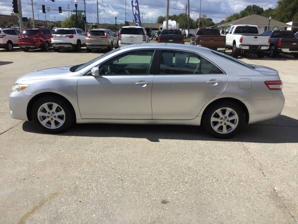 2011 Toyota Camry 4dr Sdn I4 Auto LE (Natl) - cars & trucks - by... for sale in Grain Valley, MO – photo 9