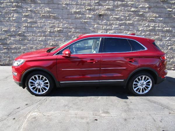 2017 Lincoln MKC Reserve FWD - - by dealer - vehicle for sale in Hales Corners, WI – photo 2