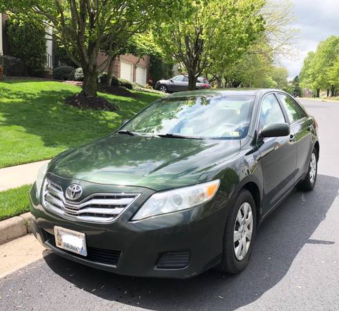 2010 Toyota Camry LE - Excellent Condition - 135K for sale in Fairfax Station, District Of Columbia – photo 2