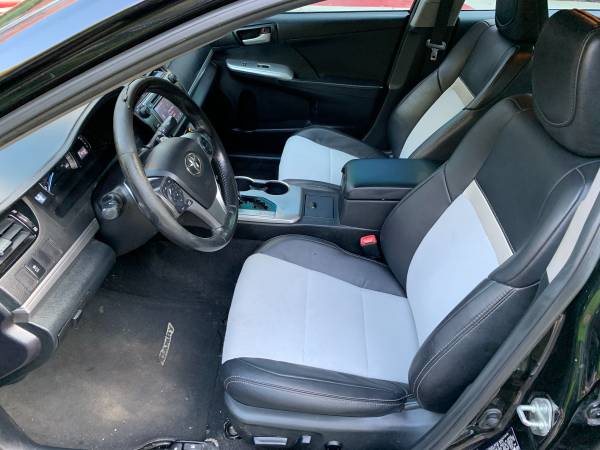2014 TOYOTA CAMRY SE - CLEAN HISTORY/NEW BRAKES/NEEDS NOTHING - cars... for sale in Peachtree Corners, GA – photo 12