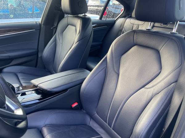 2019 BMW 540i xDrive - - by dealer - vehicle for sale in Mount Joy, PA – photo 9
