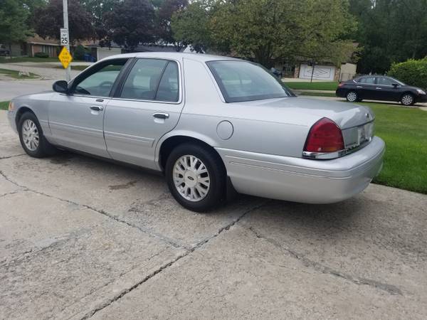 2003 ford crown vic for sale in Oak Lawn, IL – photo 6