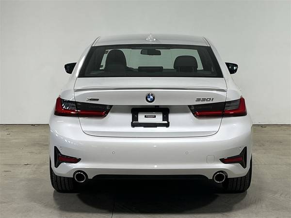 2021 BMW 3 Series 330i xDrive - - by dealer - vehicle for sale in Buffalo, NY – photo 6