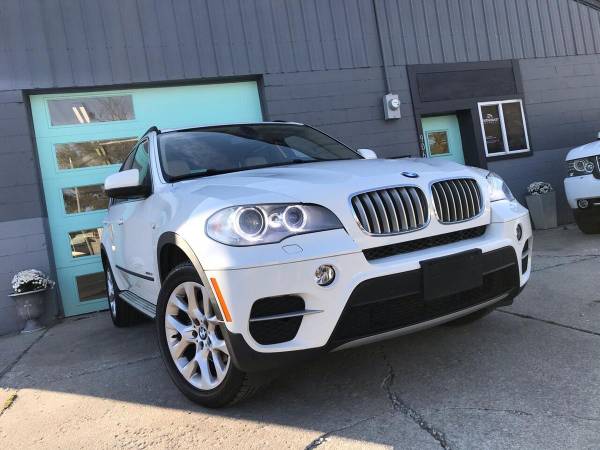 2013 BMW X5 xDrive35i Premium AWD 4dr SUV - cars & trucks - by... for sale in Sheridan, IN – photo 2