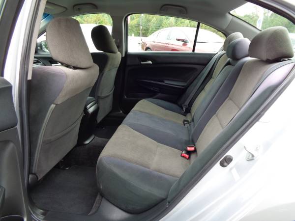 2009 Honda Accord One Owner Mint Condition Very Nice Car for sale in Rustburg, VA – photo 10