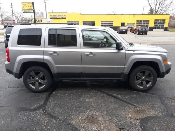 2015 Jeep Patriot 4x4 - - by dealer - vehicle for sale in PARMA, OH – photo 7