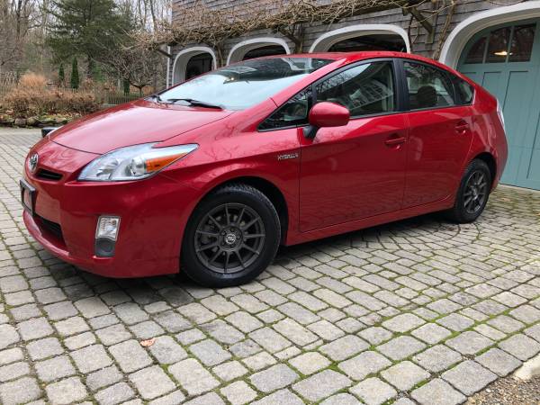 2010 PRIUS 64K MILES - cars & trucks - by dealer - vehicle... for sale in Gloucester, MA