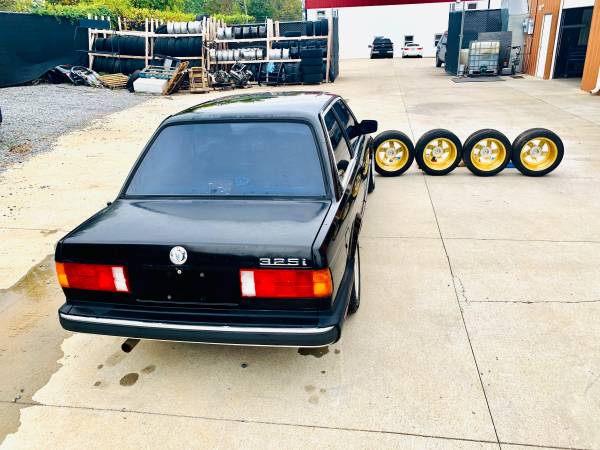 1987 BMW 325i 2DOOR COUPE 6-CyL 3.0 LITER FOR DRIFT - cars & trucks... for sale in Clarksville, TN – photo 3