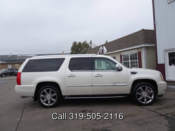 2009 Cadillac Escalade ESV AWD - - by dealer - vehicle for sale in Waterloo, IA – photo 7