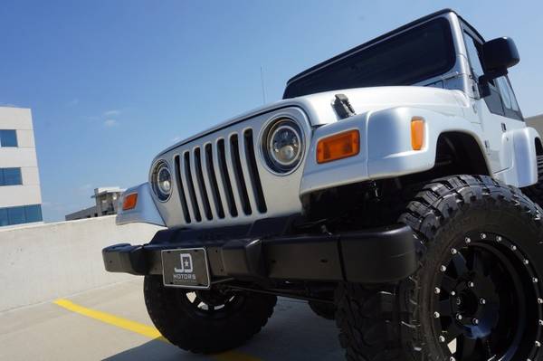 2005 Jeep Wrangler *(( Custom * Lifted 4.0L )) 6 Speed Manual for sale in Austin, TX – photo 12