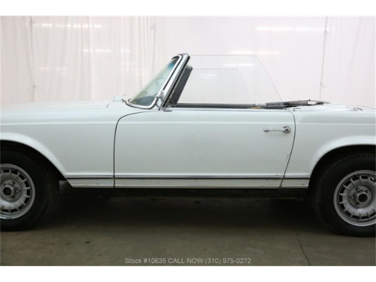 1967 Mercedes-Benz 230SL for sale in Beverly Hills, CA – photo 17