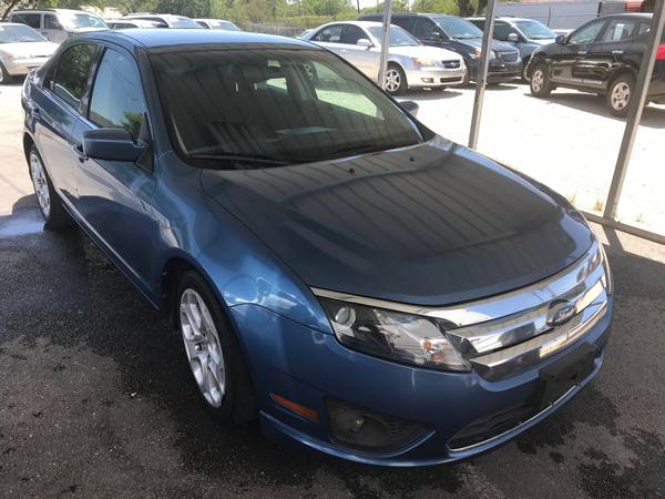2010 FORD FUSION SE *well kept* - cars & trucks - by owner - vehicle... for sale in New Braunfels, TX – photo 3
