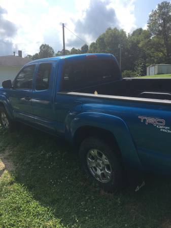 2007 Toyota Tacoma 4x4 for sale in Olive hill, KY – photo 3