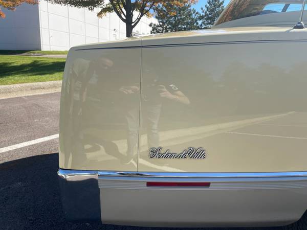 1989 Cadillac Deville 55k mint condition for sale in Glendale Heights, IL – photo 11