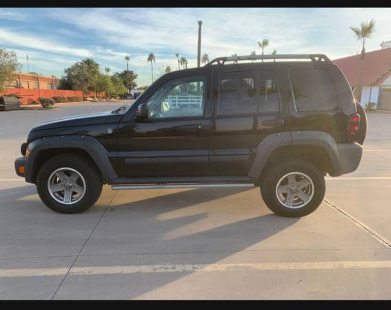 2005 Jeep Liberty Renegade 4X4 - - by dealer - vehicle for sale in Mesa, AZ – photo 8