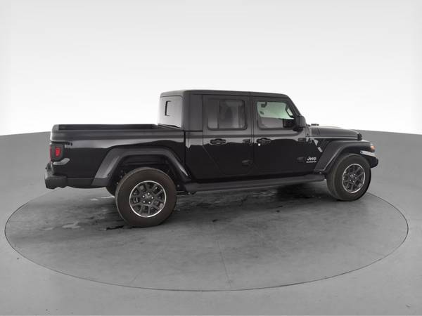 2020 Jeep Gladiator Overland Pickup 4D 5 ft pickup Black - FINANCE -... for sale in Wichita Falls, TX – photo 12