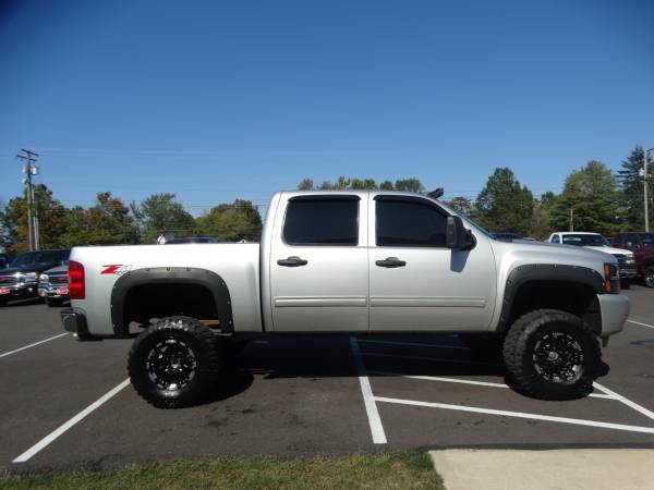 **Lifted 2011 Chevrolet Silverado 1500 LT z71 4x4 Leather** for sale in Medina, OH – photo 5