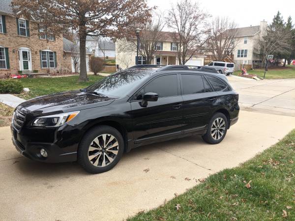 Beautiful 2017 Subaru Outback - cars & trucks - by owner - vehicle... for sale in O Fallon, MO