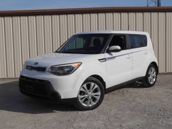 2014 Kia Soul - - by dealer - vehicle automotive sale for sale in Wilmington, OH – photo 4