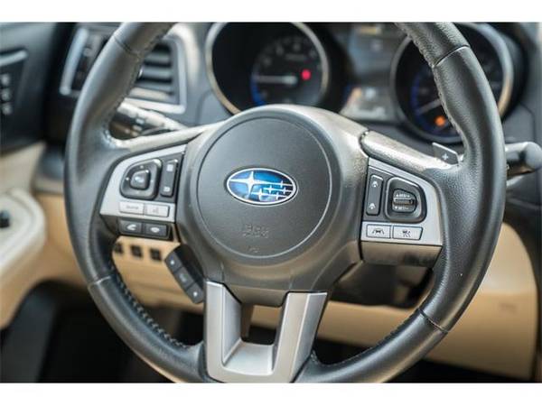 2017 Subaru Outback wagon 2.5i - Subaru Crystal White Pearl for sale in Springfield, MO – photo 17