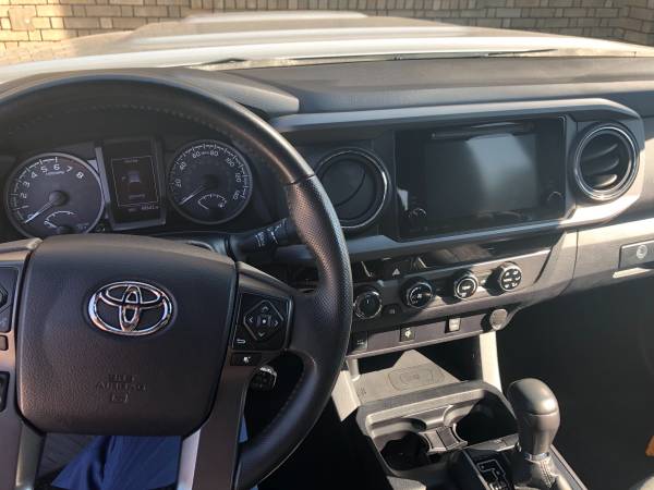 2016 Toyota Tacoma for sale in Clayton, GA – photo 5