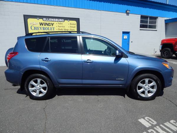 2011 Toyota RAV4 Limited AWD *ONE OWNER // WINTER SALE* for sale in Ellensburg, WA – photo 4
