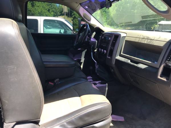 2011 Dodge 3500 w/delete kit and much more for sale in Waynesboro, TN – photo 4