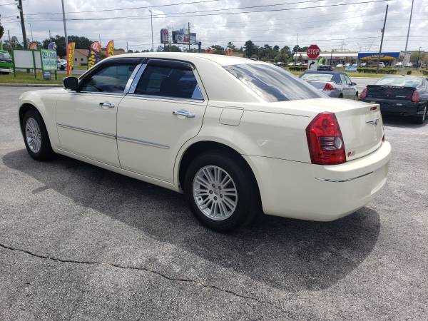 2010 Chrysler 300 for sale in Brooksville, FL – photo 4