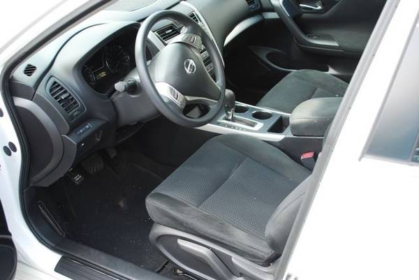 2015 Nissan Altima 2.5 Sedan 4D Sedan for sale in Glen Burnie, MD – photo 7