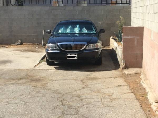 Lincoln Town Car for sale in Los Angeles, CA