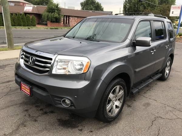 REDUCED!! 2012 HONDA PILOT TOURING 4WD!! LOADED!!-western massachusett for sale in West Springfield, MA – photo 2