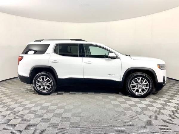 2020 GMC Acadia SLT Stop In Save !! - cars & trucks - by dealer -... for sale in Gladstone, OR – photo 8