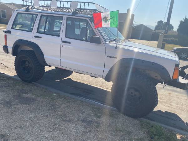 Cherokee Xj 95 - cars & trucks - by owner - vehicle automotive sale for sale in Salinas, CA
